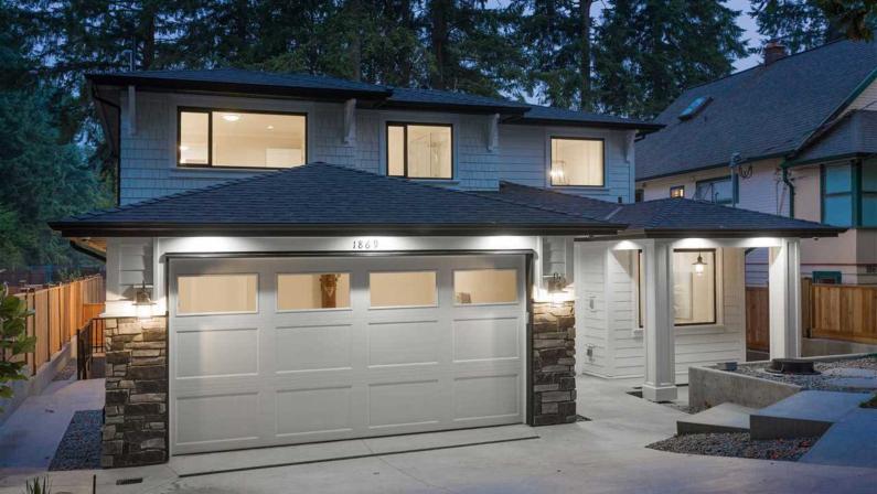 1869 Peters Road, Lynn Valley, North Vancouver 